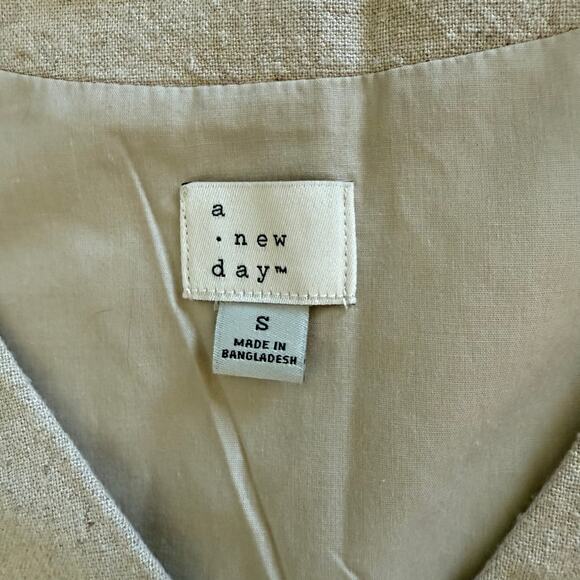 Women’s Buttoned Tan Vest - A New Day Small - Business Tailored Structured - Picture 3 of 6